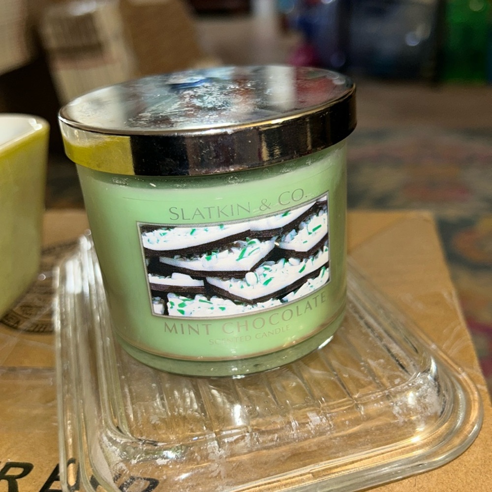 NWT Bath and Body Works Slatkin & Co. MINT CHOCOLATE Candle 4oz